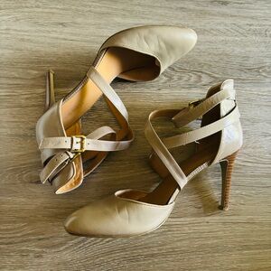 Nine West Putty Brennano Strappy Heel Size 9.5M